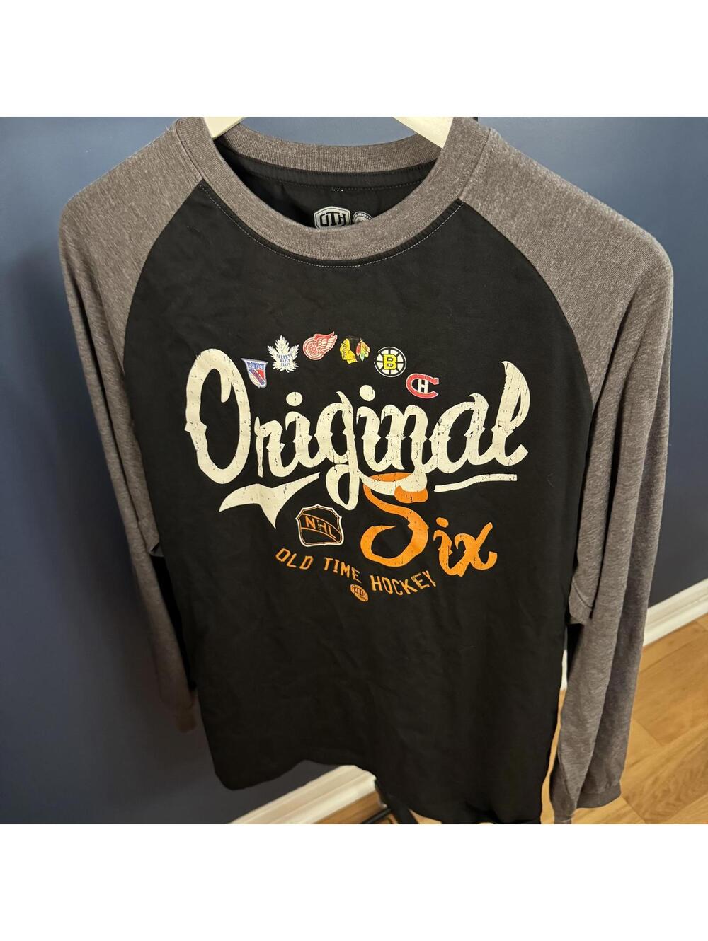 The Original Six, NHL Old Time Hockey, Long Sleeve Men’s Medium